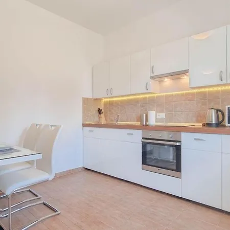 Ferienwohnung Fur 5 Personen Ca 50 Qm In Novigrad, Istrien Istrische Riviera Apartamento *