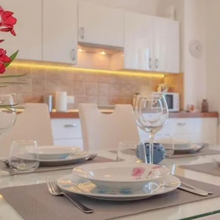 Ferienwohnung Fur 5 Personen Ca 50 Qm In Novigrad, Istrien Istrische Riviera Apartamento