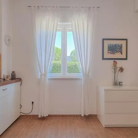 Ferienwohnung Fur 5 Personen Ca 50 Qm In Novigrad, Istrien Istrische Riviera Karpinjan